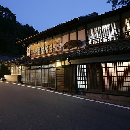 Готель Oyo Hatago Ichiban Тітібу Екстер'єр фото